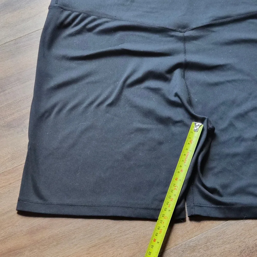 Nike Dri-FIT Womens High Rise Biker Shorts Black XL Athletic Yoga Gym Running